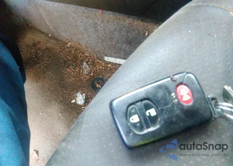 2015 Toyota Prius Three из США, поврежденный, VIN JTDKN3DU3F0473408